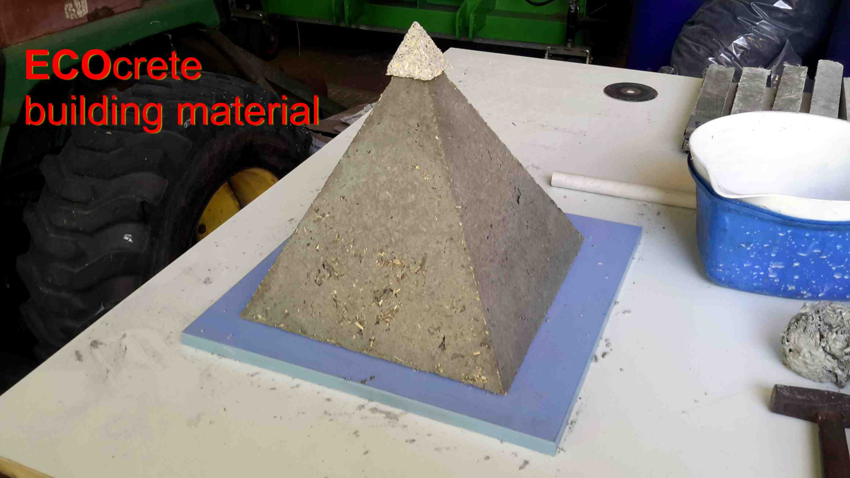 ECOcrete Hemp/cement fire-resistant building material 